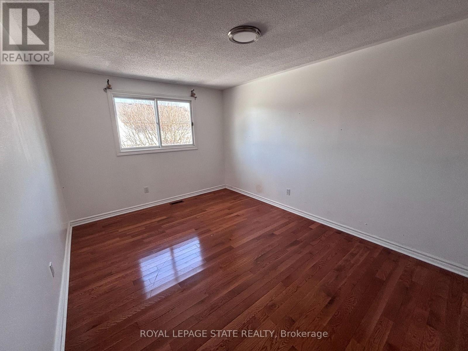 15 STRADA BOULEVARD - 15