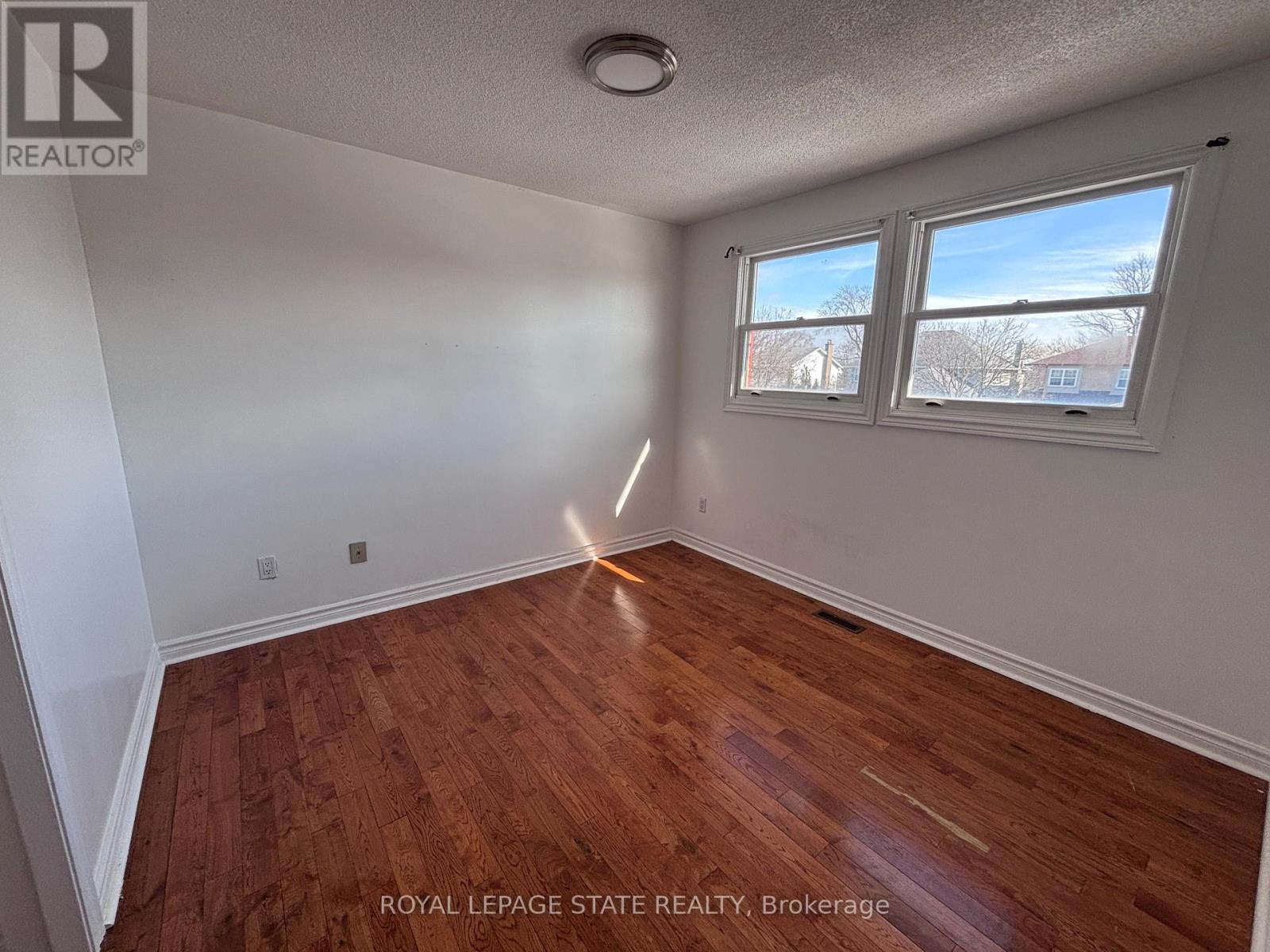 15 STRADA BOULEVARD - 16