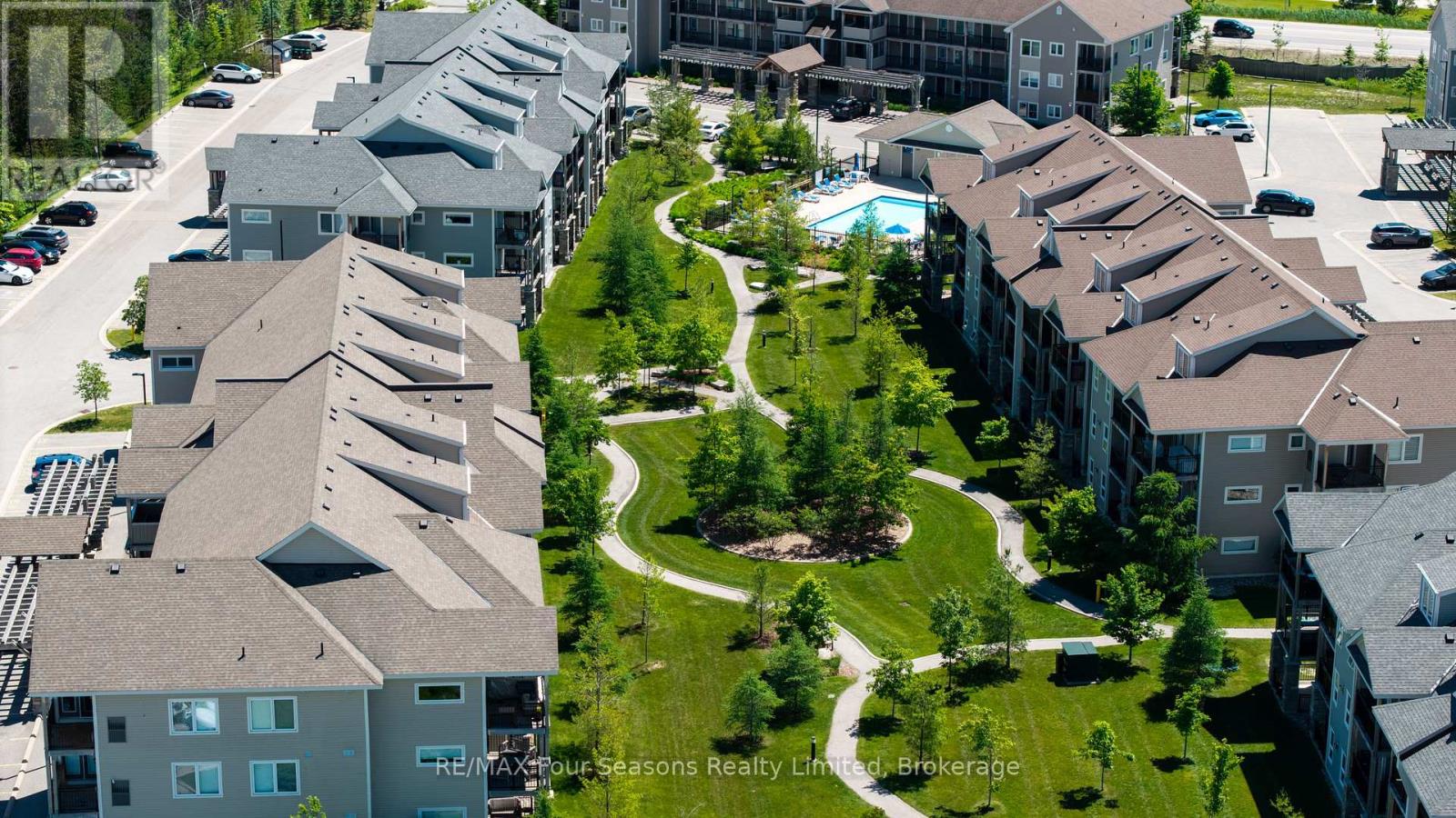 #104 5 ANCHORAGE CRESCENT - 34