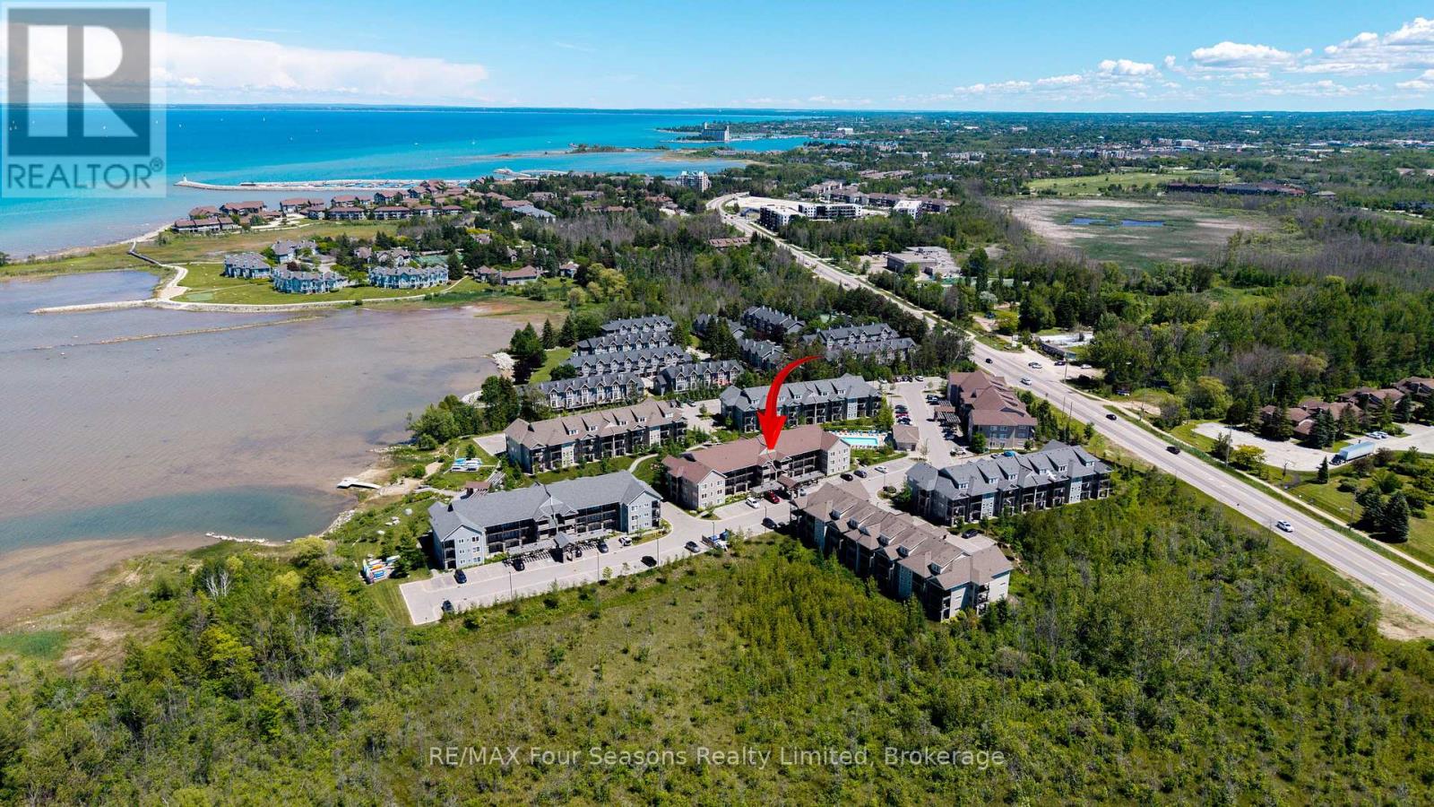 #104 5 ANCHORAGE CRESCENT - 47