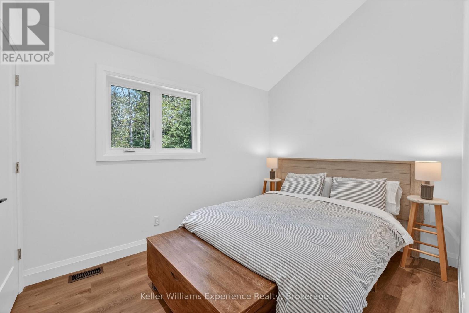 1077 HOLIDAY PARK DRIVE - 21