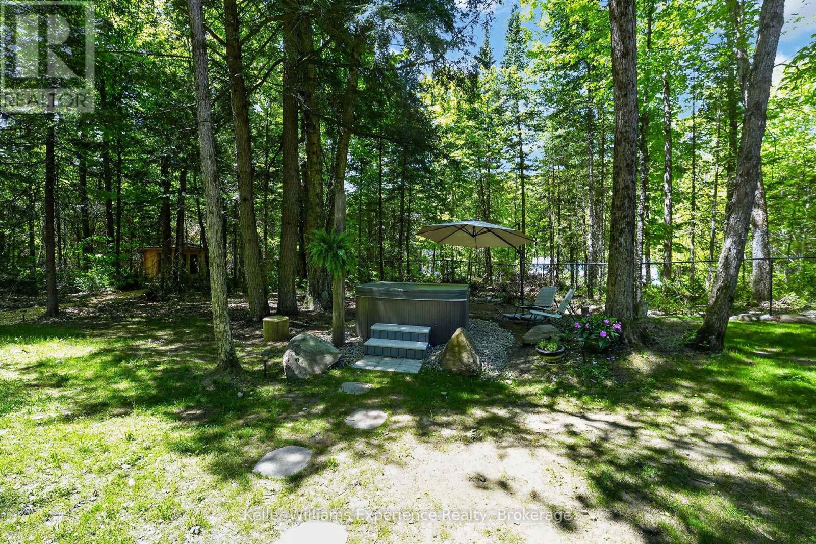 1077 HOLIDAY PARK DRIVE - 29