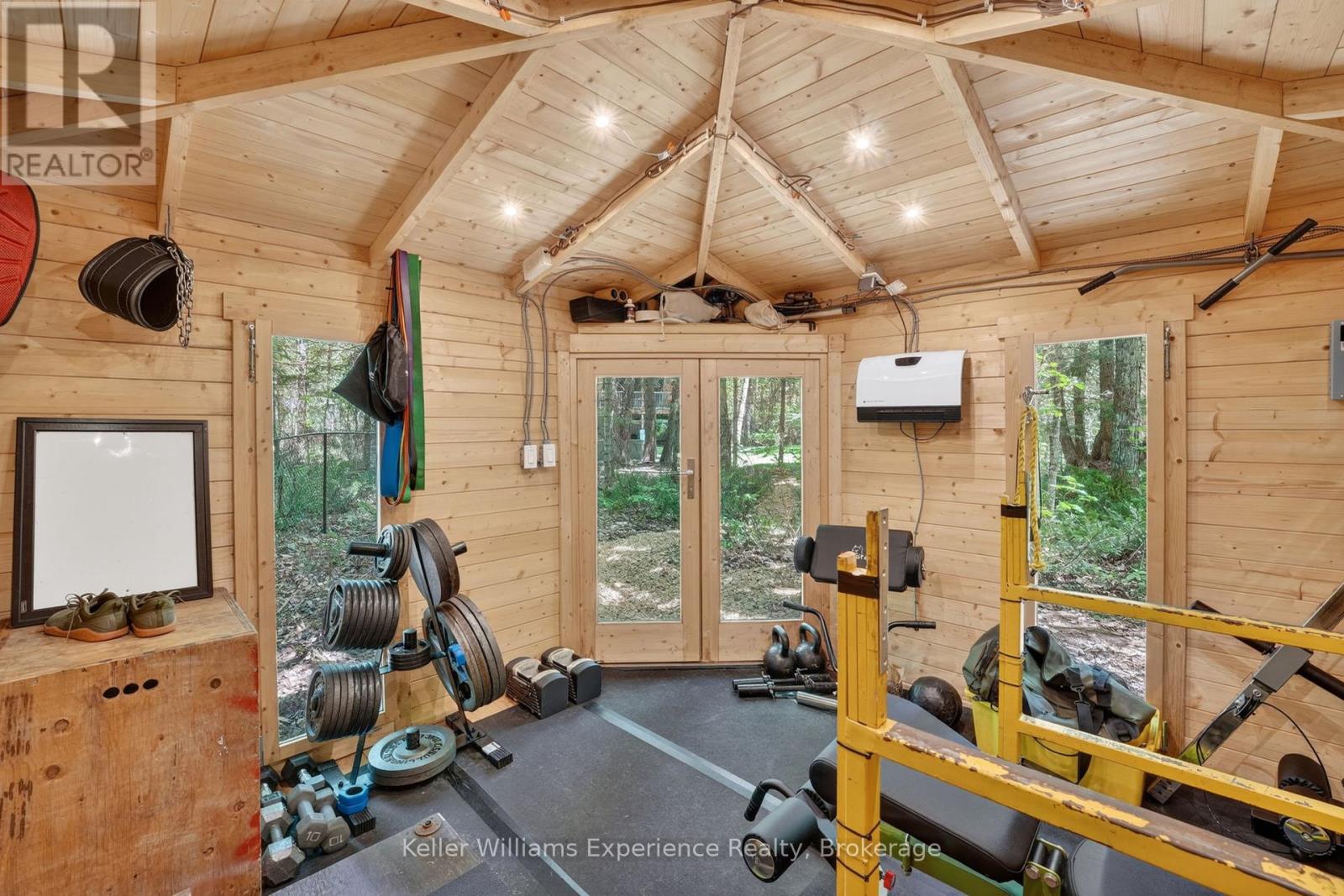 1077 HOLIDAY PARK DRIVE - 35