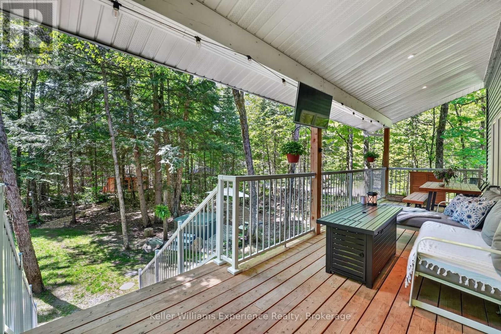 1077 HOLIDAY PARK DRIVE - 23