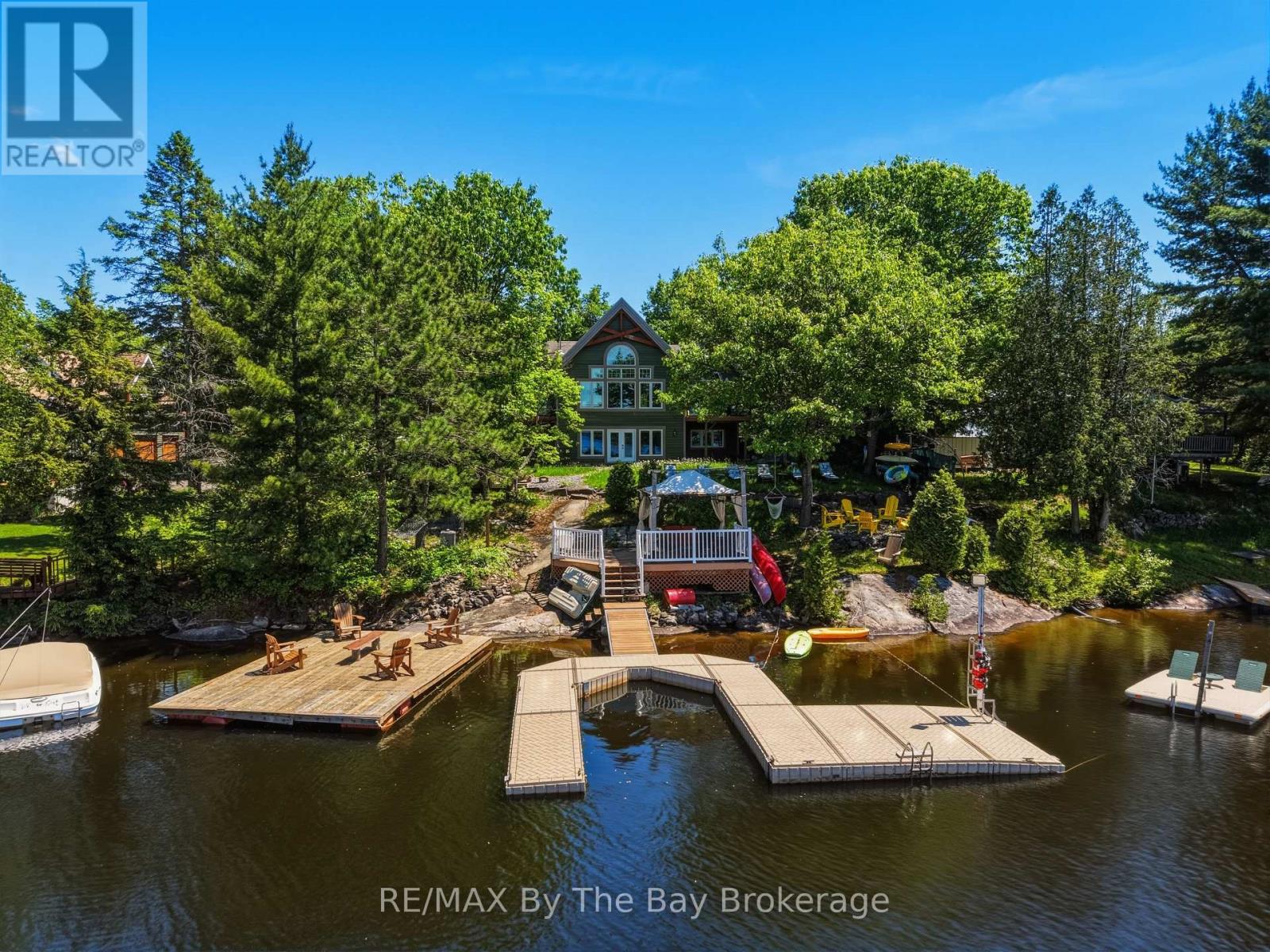 61 MCKELLAR LAKE ROAD - 2