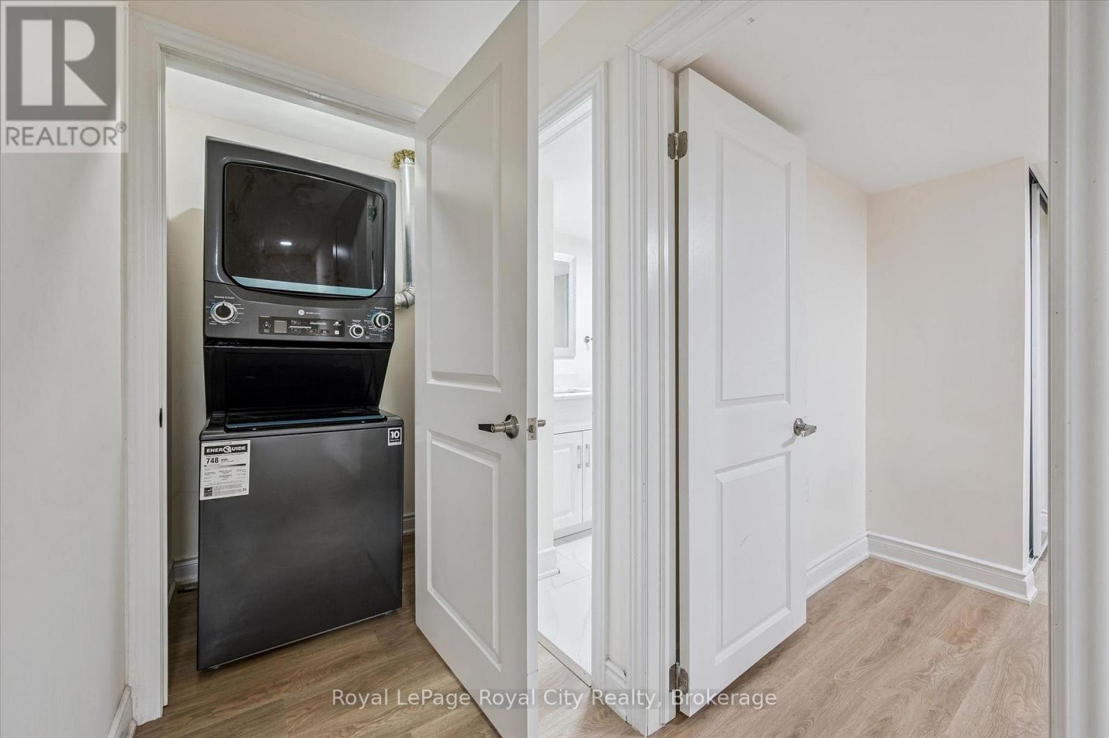 64 MILSON CRESCENT - 39