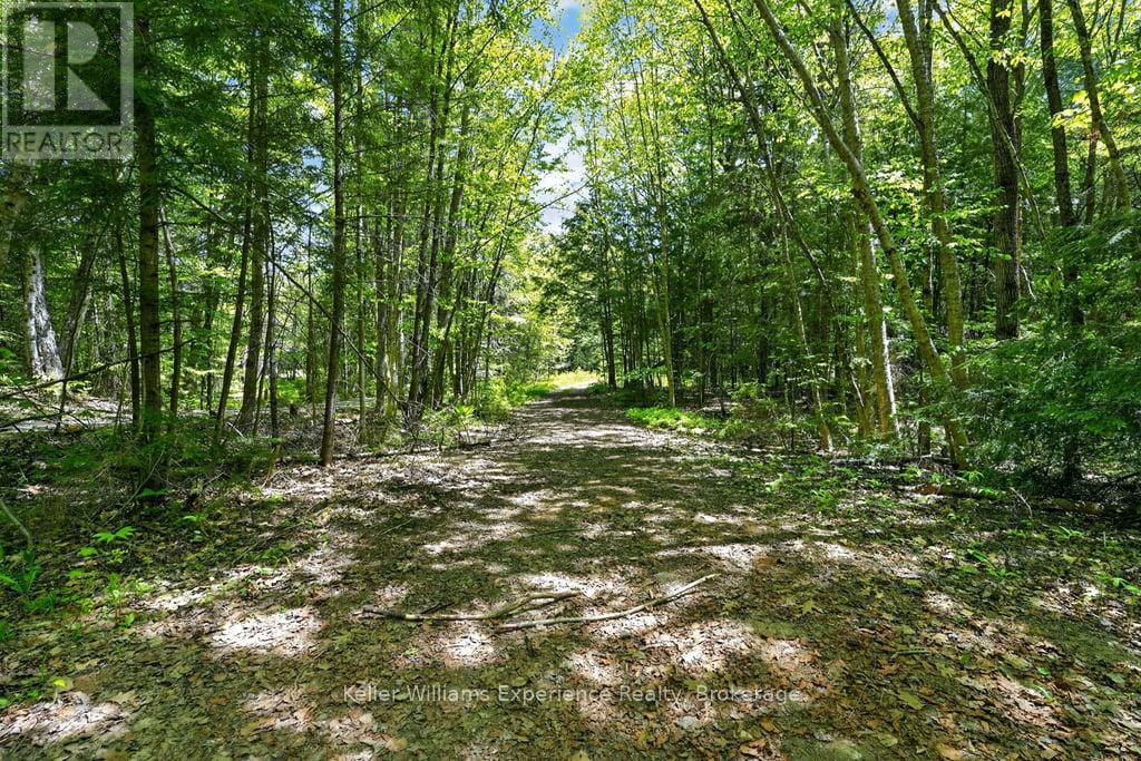 1077 HOLIDAY PARK DRIVE - 38