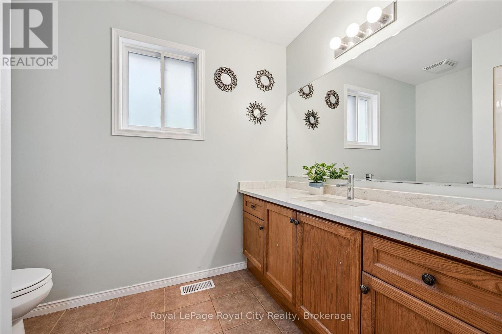 64 MILSON CRESCENT - 28