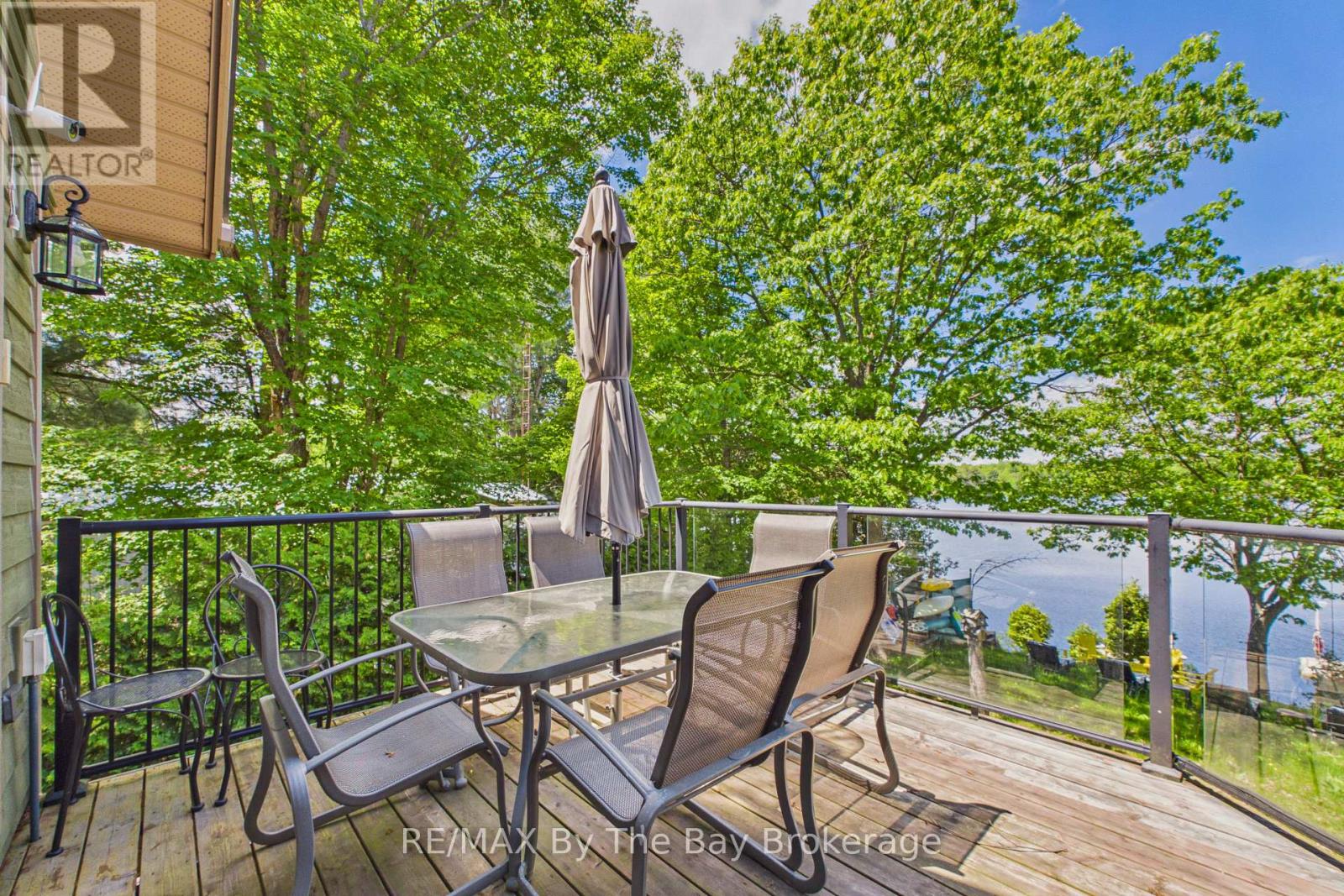 61 MCKELLAR LAKE ROAD - 16