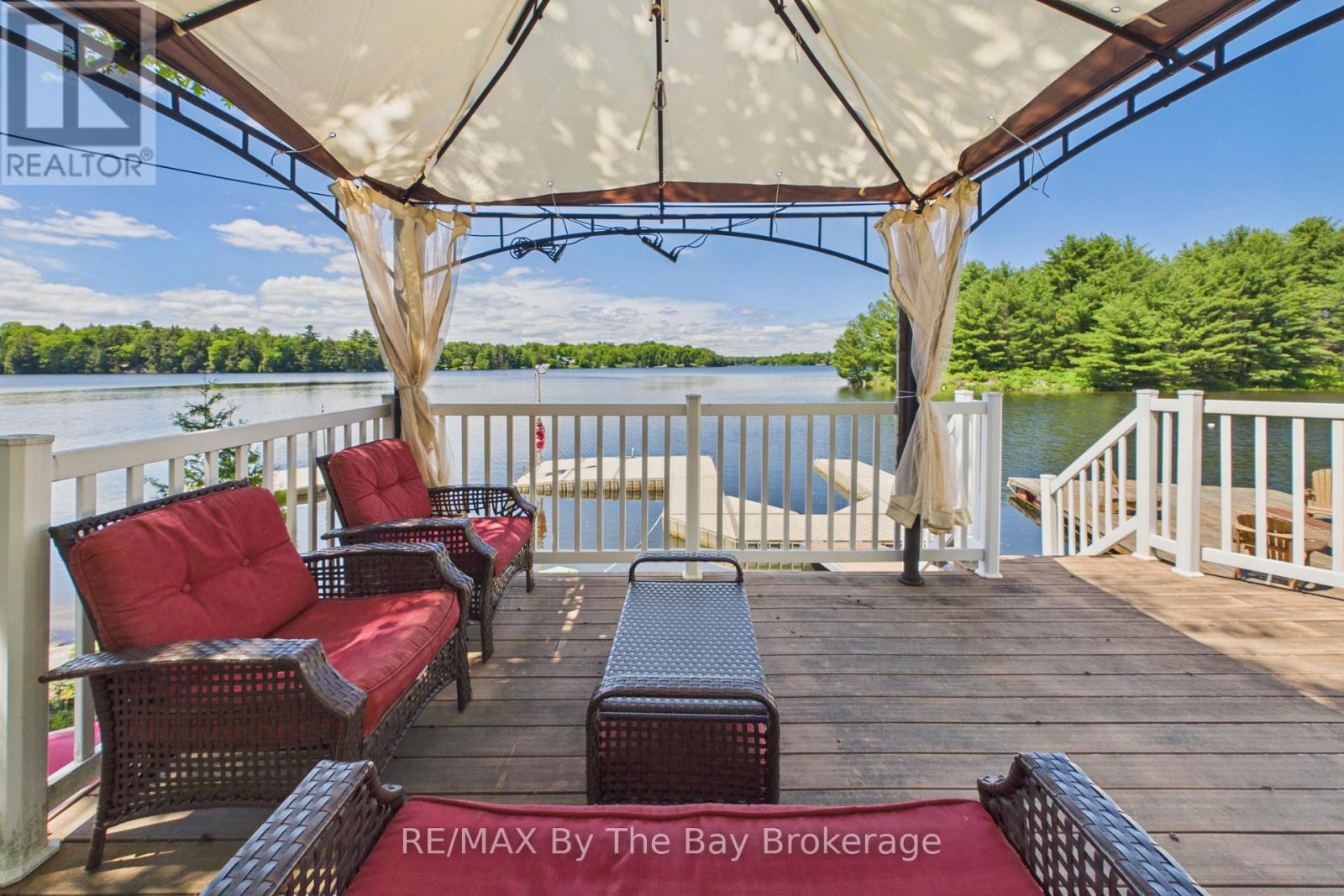 61 MCKELLAR LAKE ROAD - 48