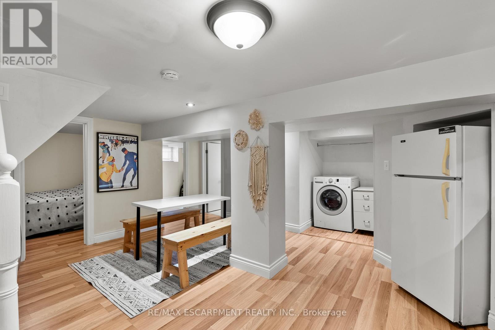 260 STINSON CRESCENT - 35