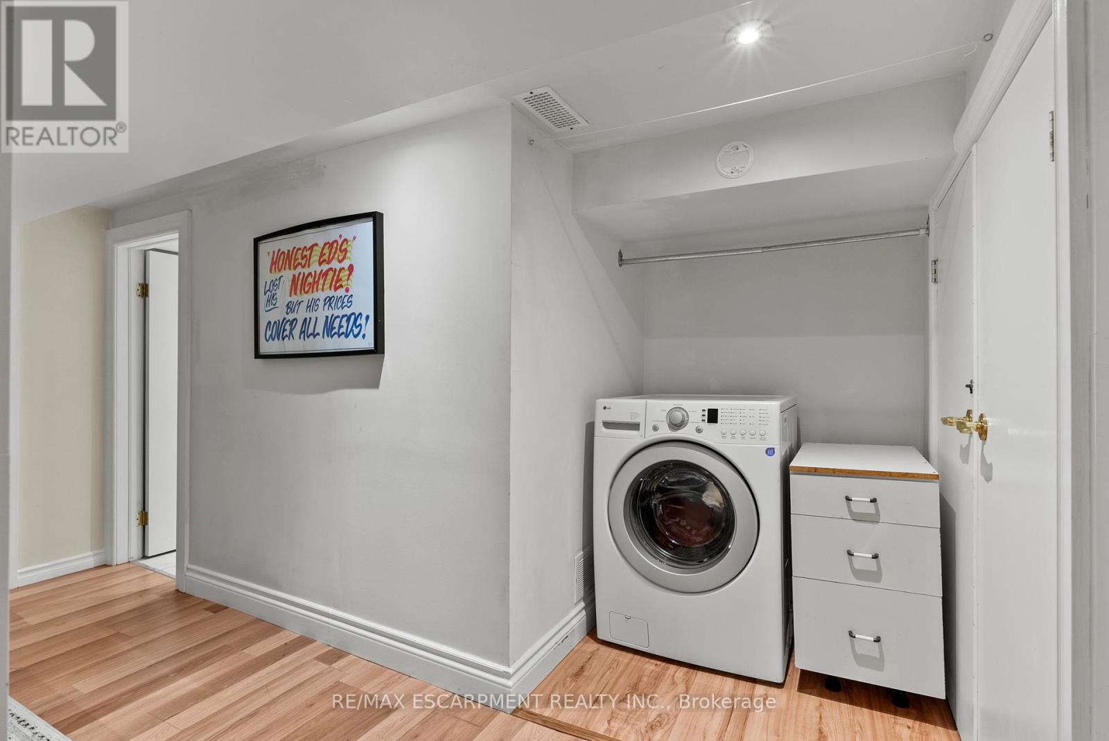 260 STINSON CRESCENT - 40