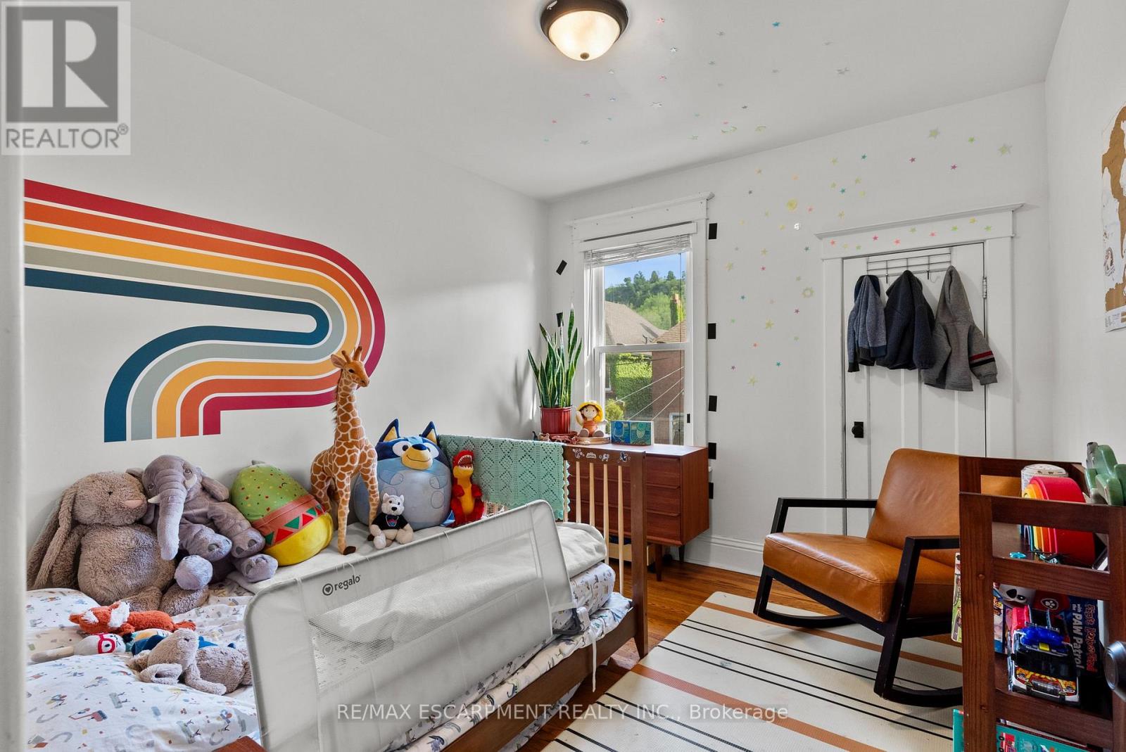 260 STINSON CRESCENT - 24