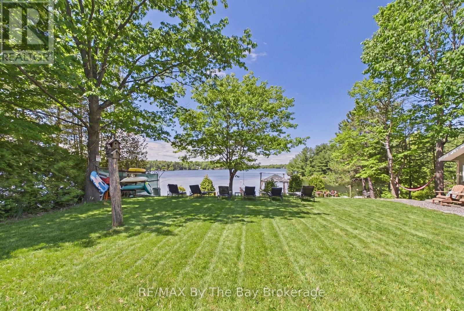 61 MCKELLAR LAKE ROAD - 40