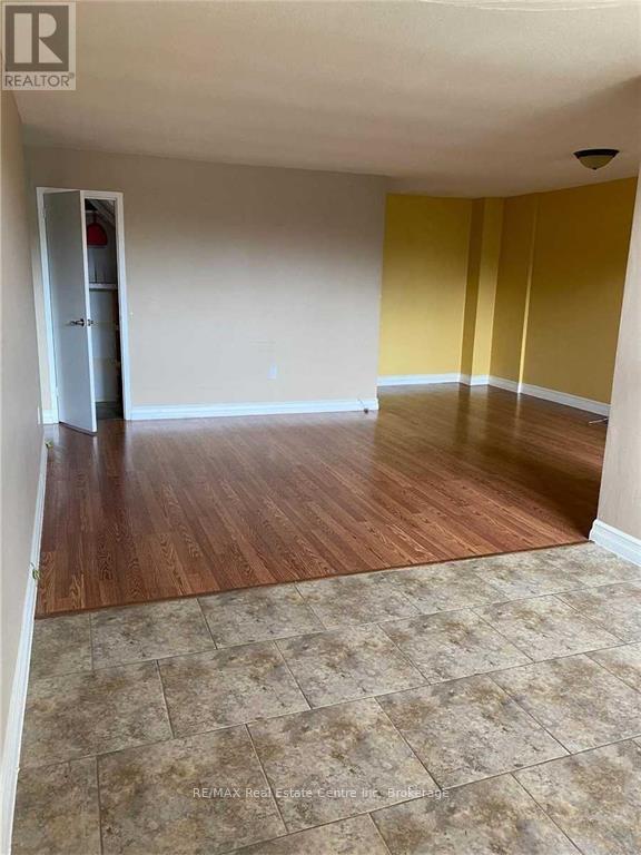 #17 15 ALBRIGHT ROAD N - 6