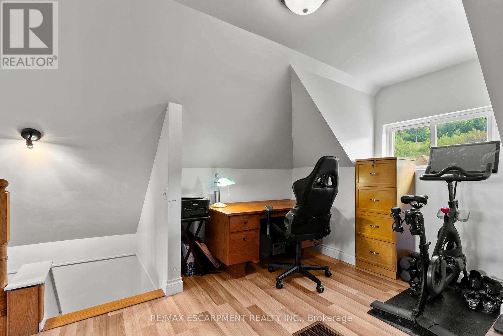 260 STINSON CRESCENT - 30