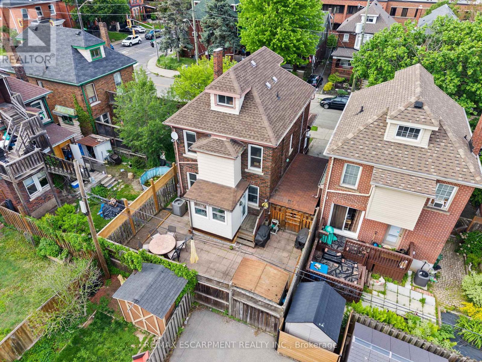 260 STINSON CRESCENT - 48