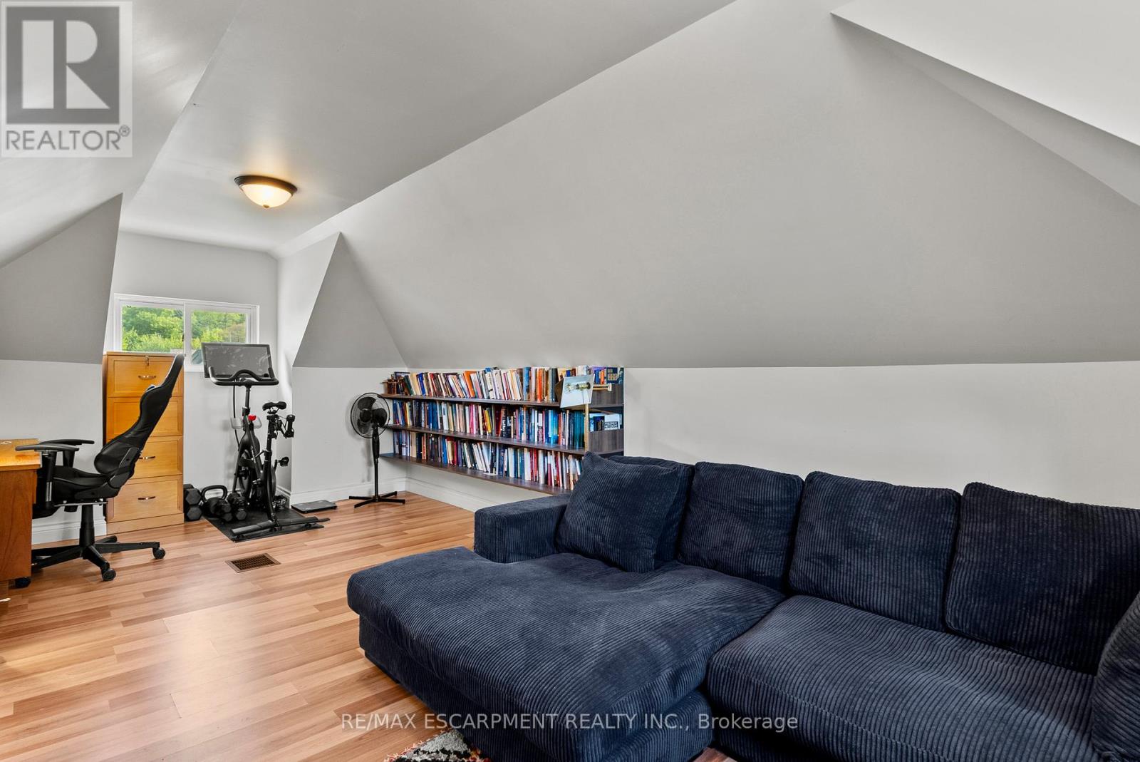 260 STINSON CRESCENT - 29