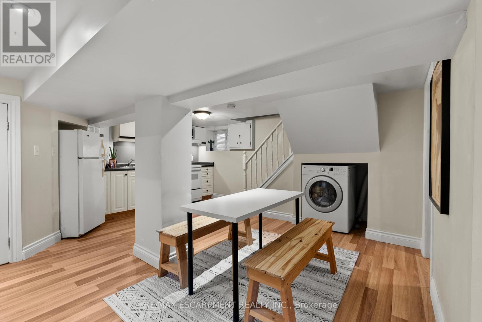260 STINSON CRESCENT - 36