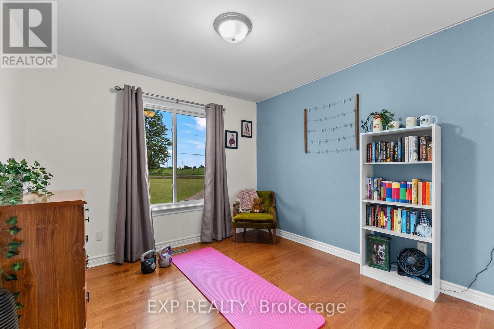 566A PINNACLE ROAD - 19