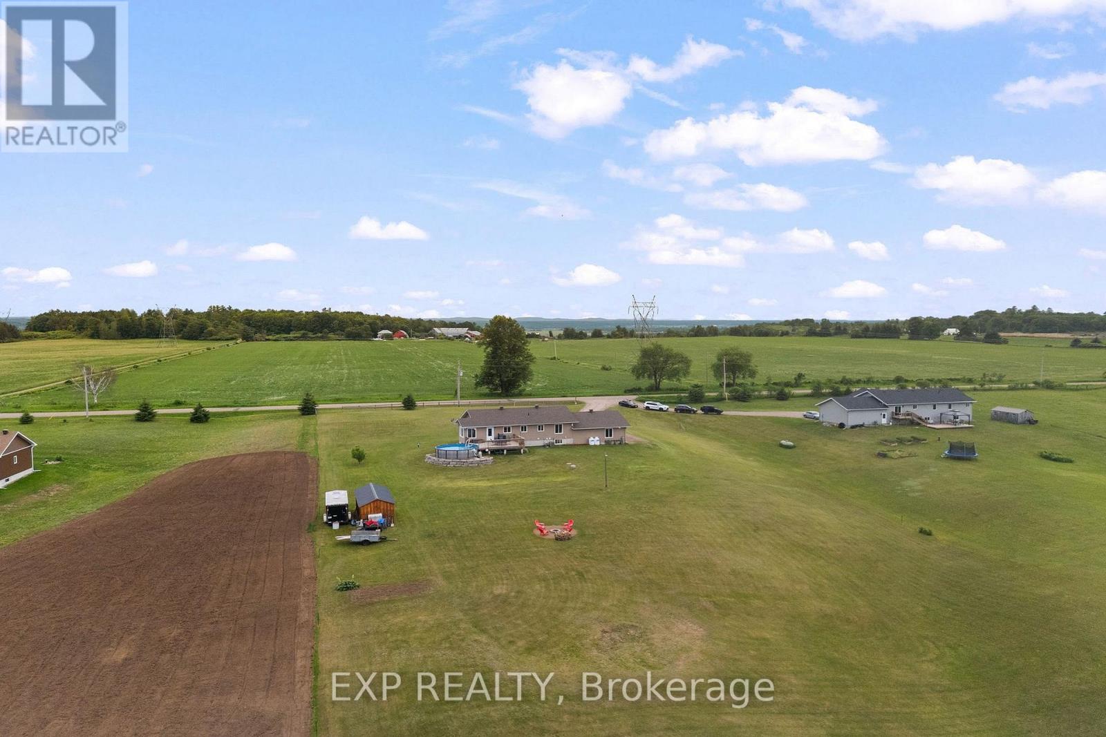 566A PINNACLE ROAD - 46