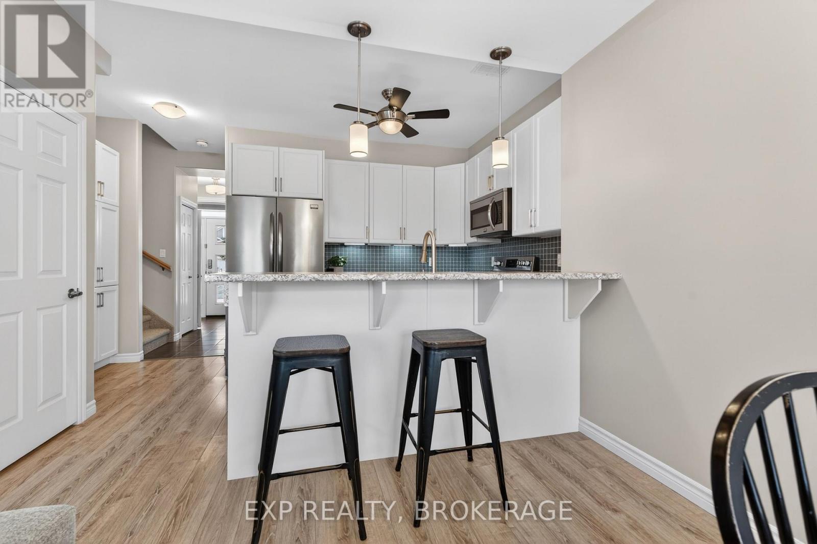 20 LEDGEROCK COURT - 14