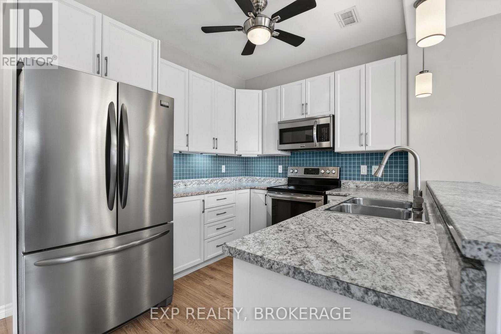 20 LEDGEROCK COURT - 16