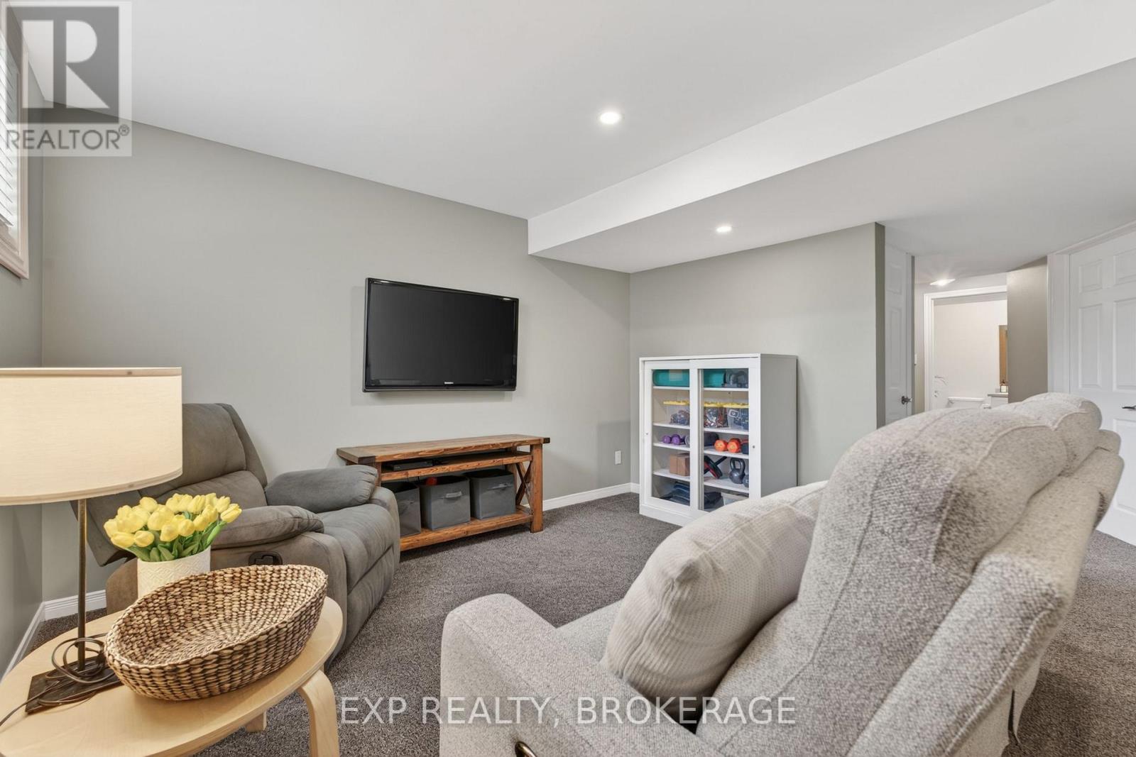 20 LEDGEROCK COURT - 29