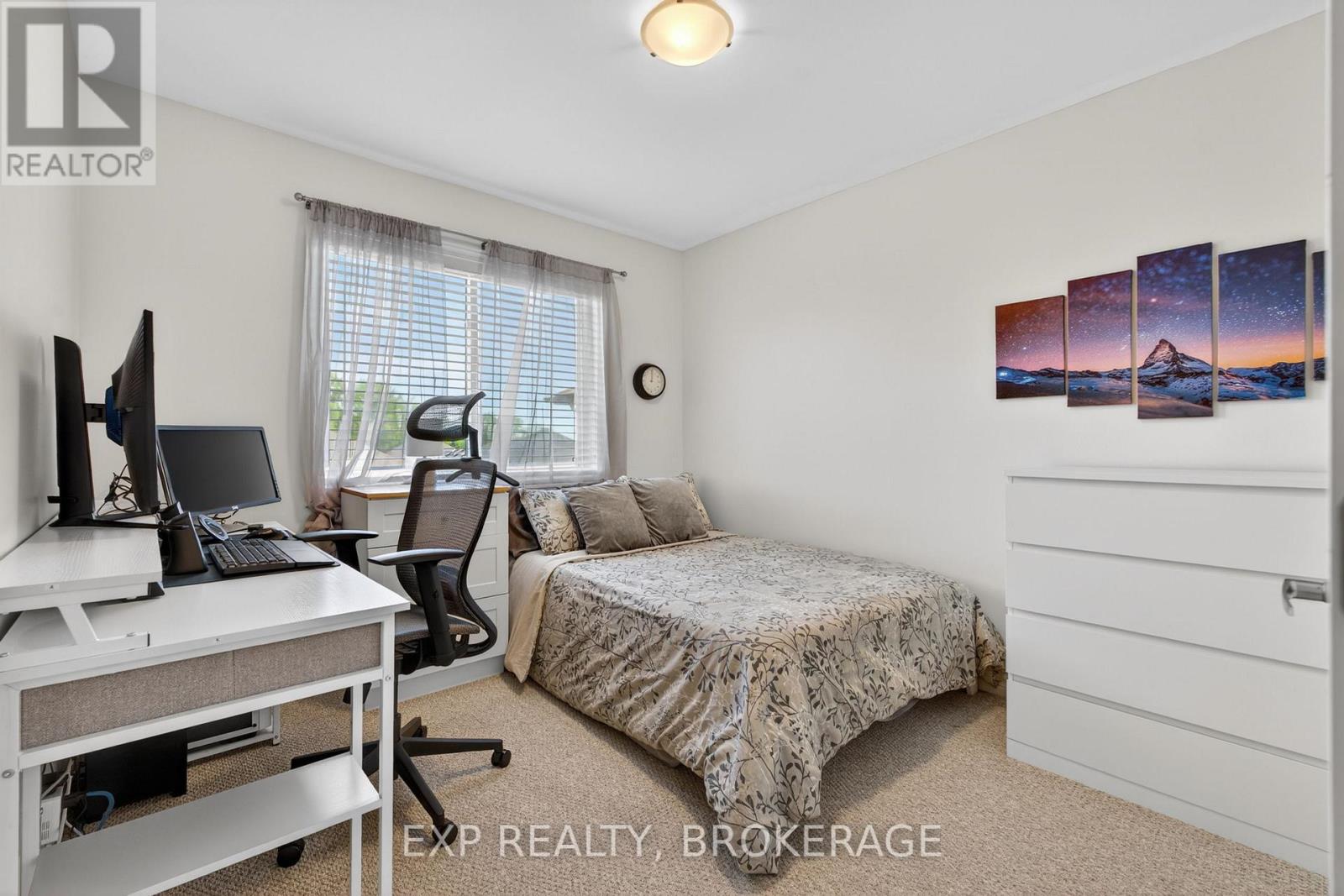 20 LEDGEROCK COURT - 23