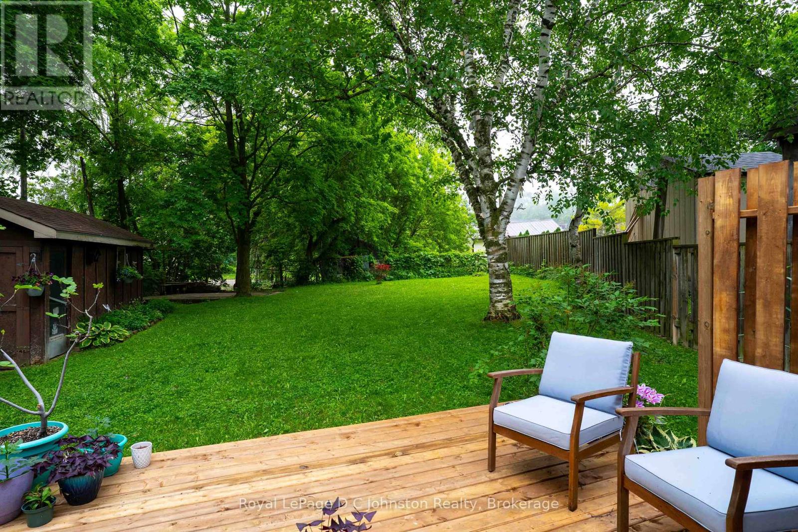 255 ROWE STREET - 29
