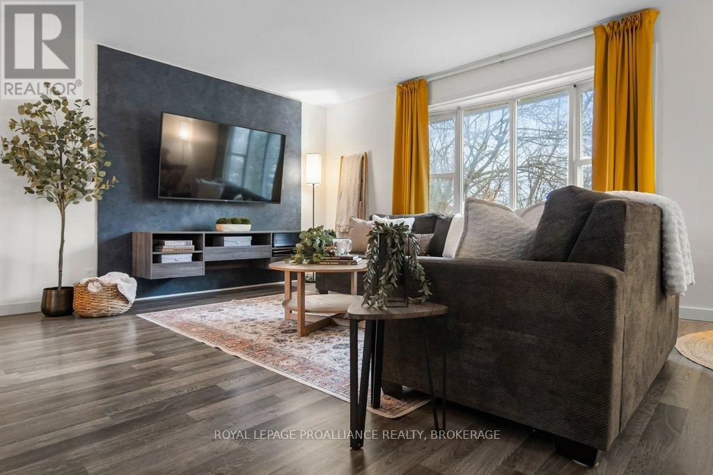 146 WILSON STREET - 11