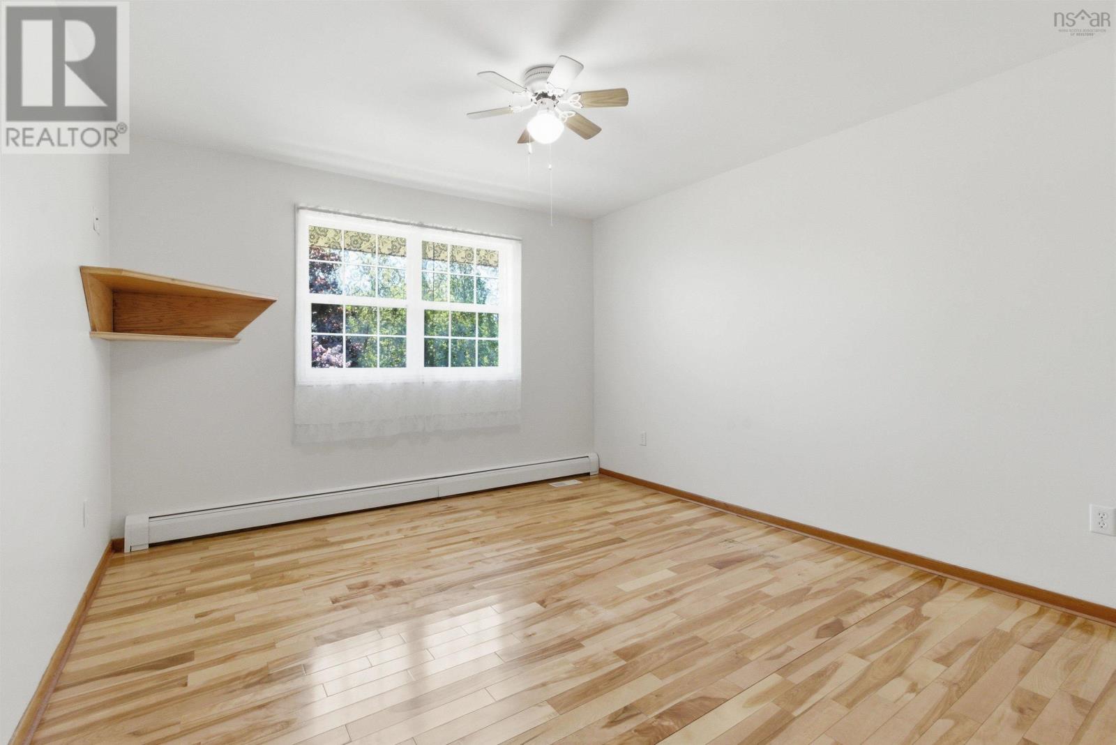 21 Hillcrest Lane - 16