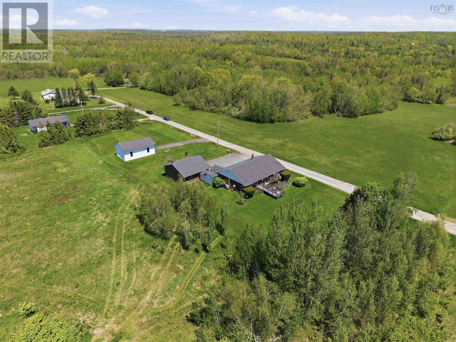 21 Hillcrest Lane - 32