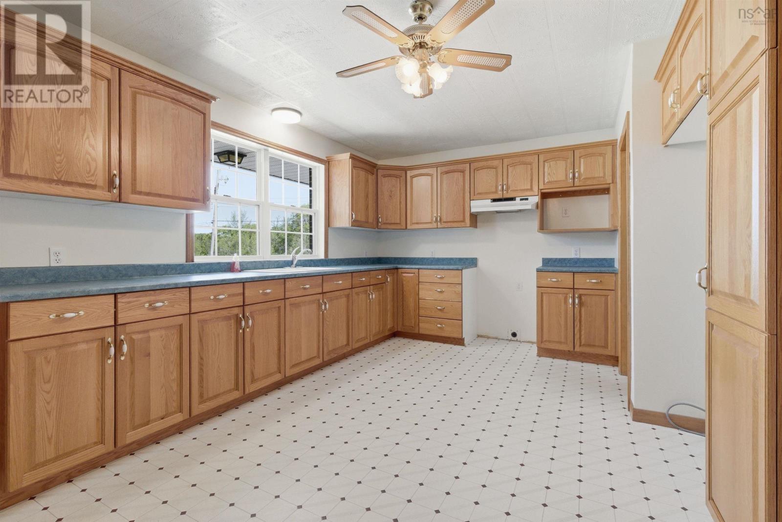 21 Hillcrest Lane - 8