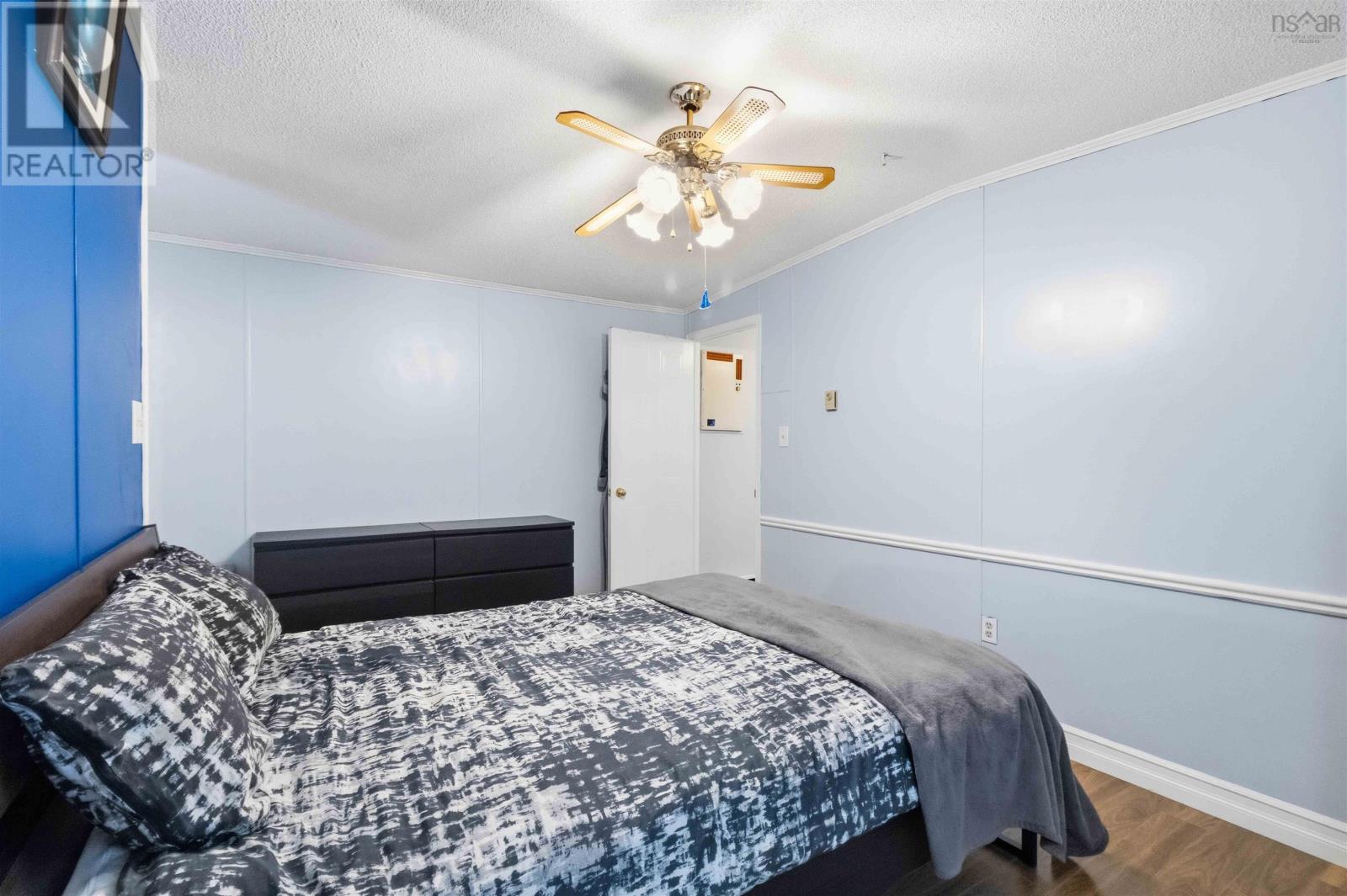 Property 23 of 30 of 25 Juniper Crescent