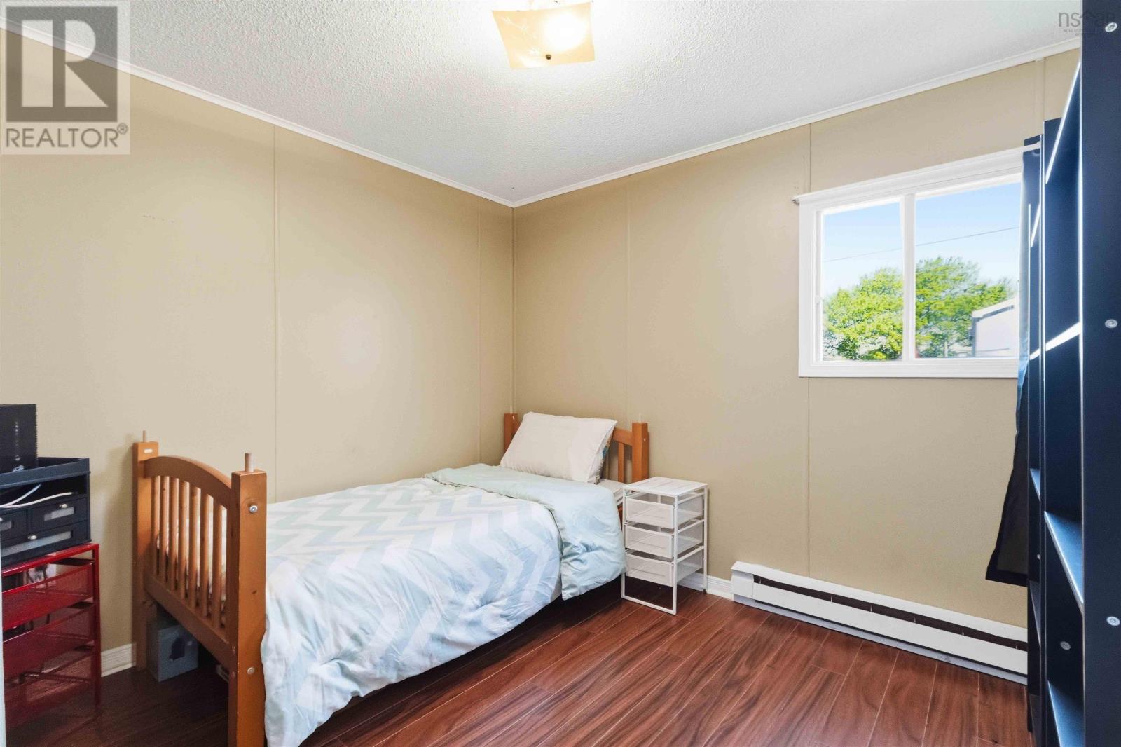 Property 28 of 30 of 25 Juniper Crescent