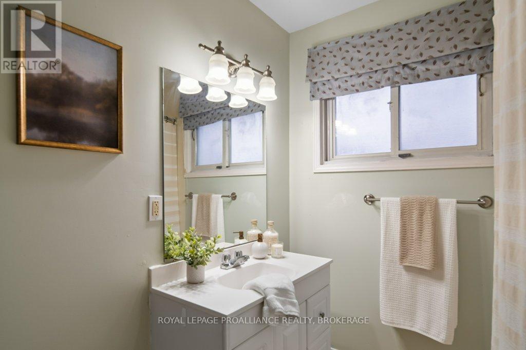 146 WILSON STREET - 25