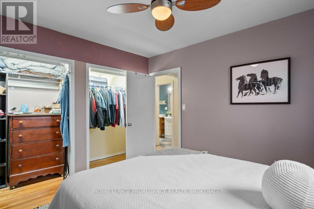 146 WILSON STREET - 6