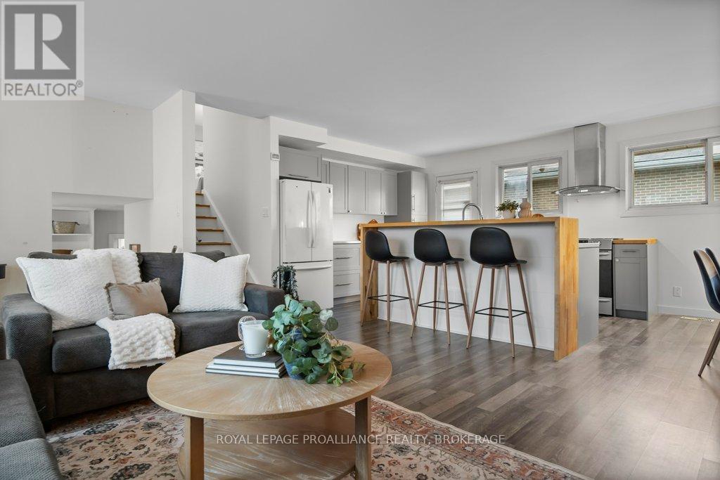 146 WILSON STREET - 13