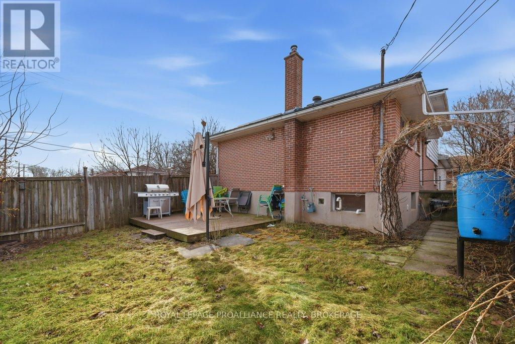 146 WILSON STREET - 34