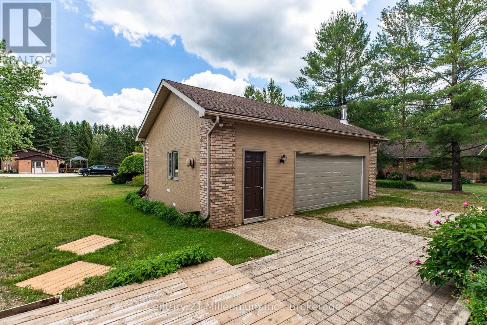 103 CEDAR COURT - Image 39