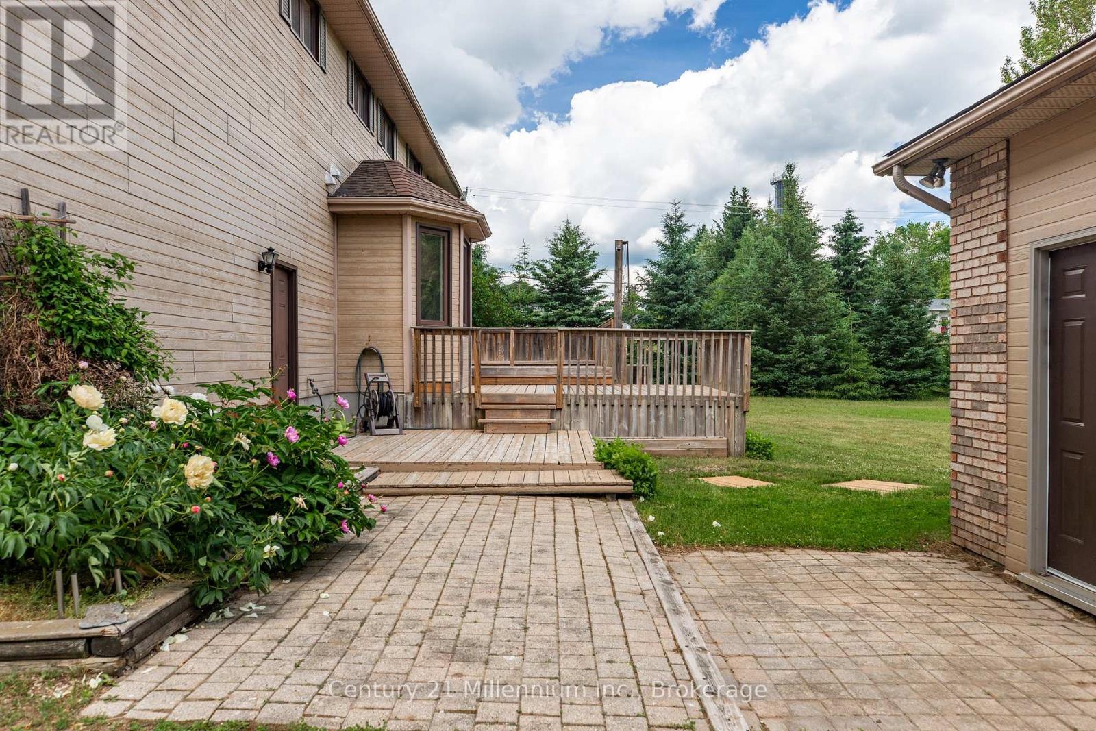 103 CEDAR COURT - Image 41