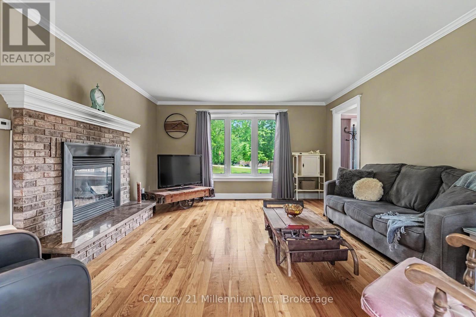 103 CEDAR COURT - Image 18
