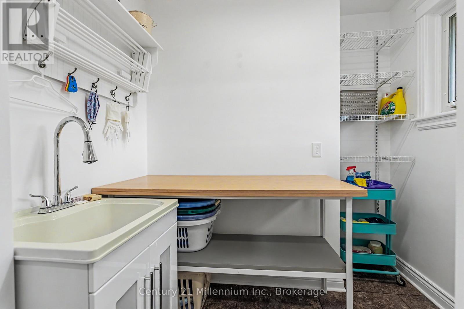 103 CEDAR COURT - Image 27