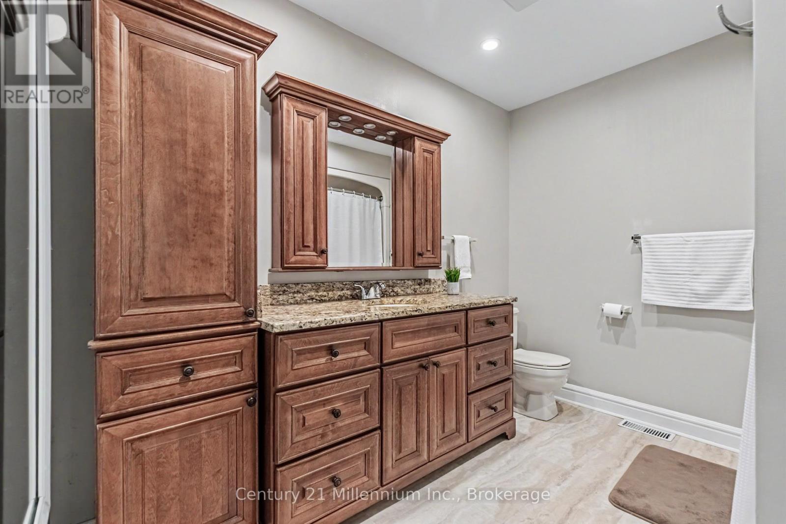 103 CEDAR COURT - Image 30
