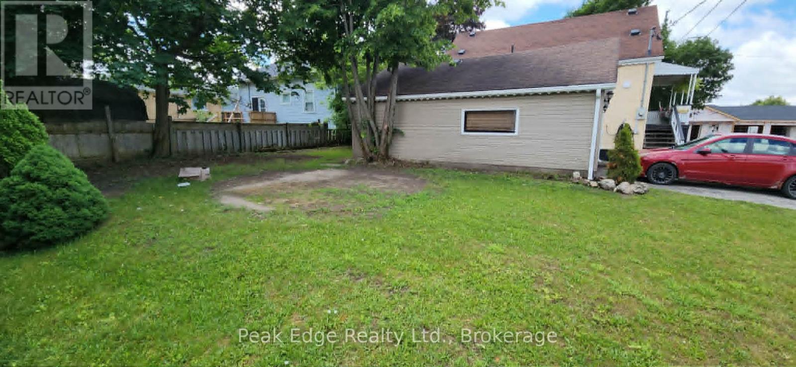 281 6TH STREET - Image 27