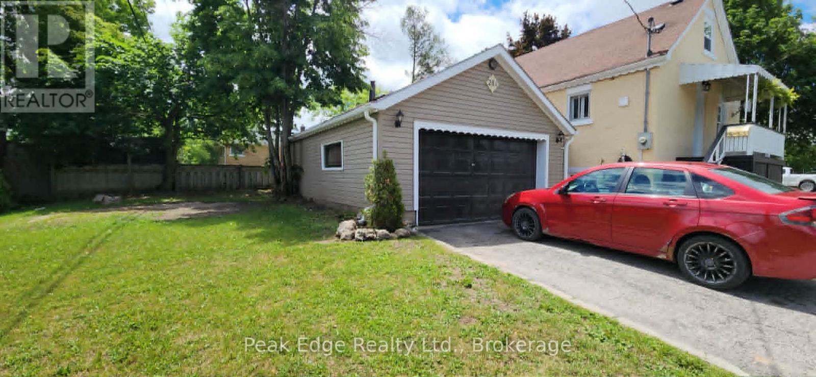 281 6TH STREET - 28