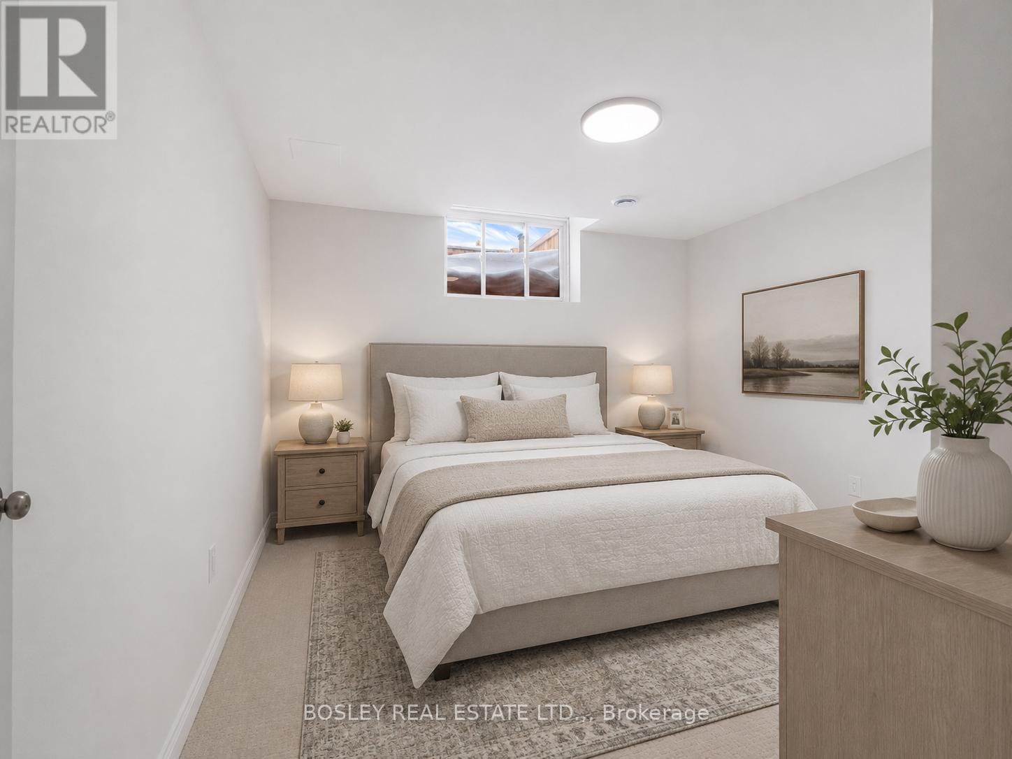 510 ROYAL RIDGE DRIVE - 29