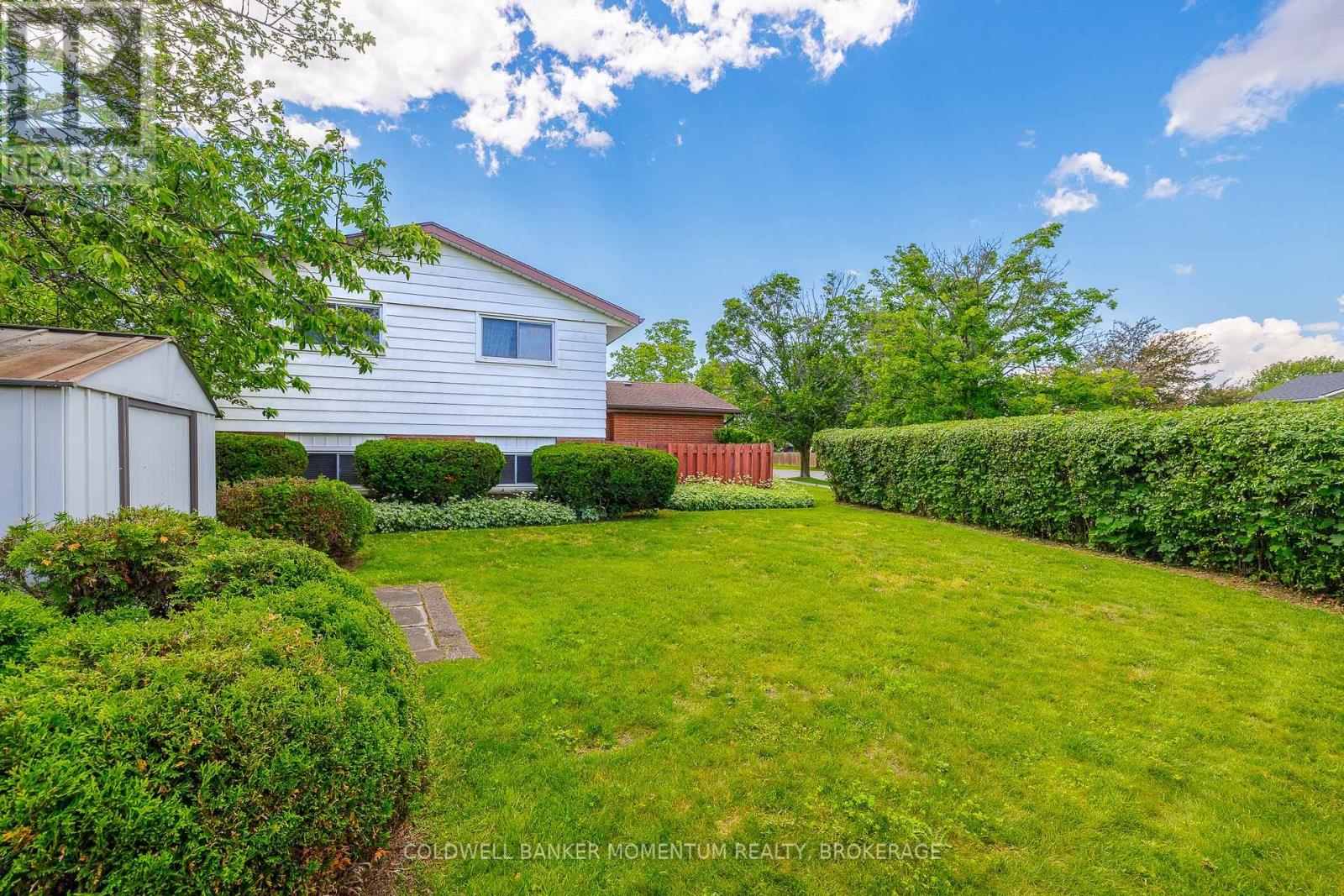 2 WYCHWOOD ROAD - 33