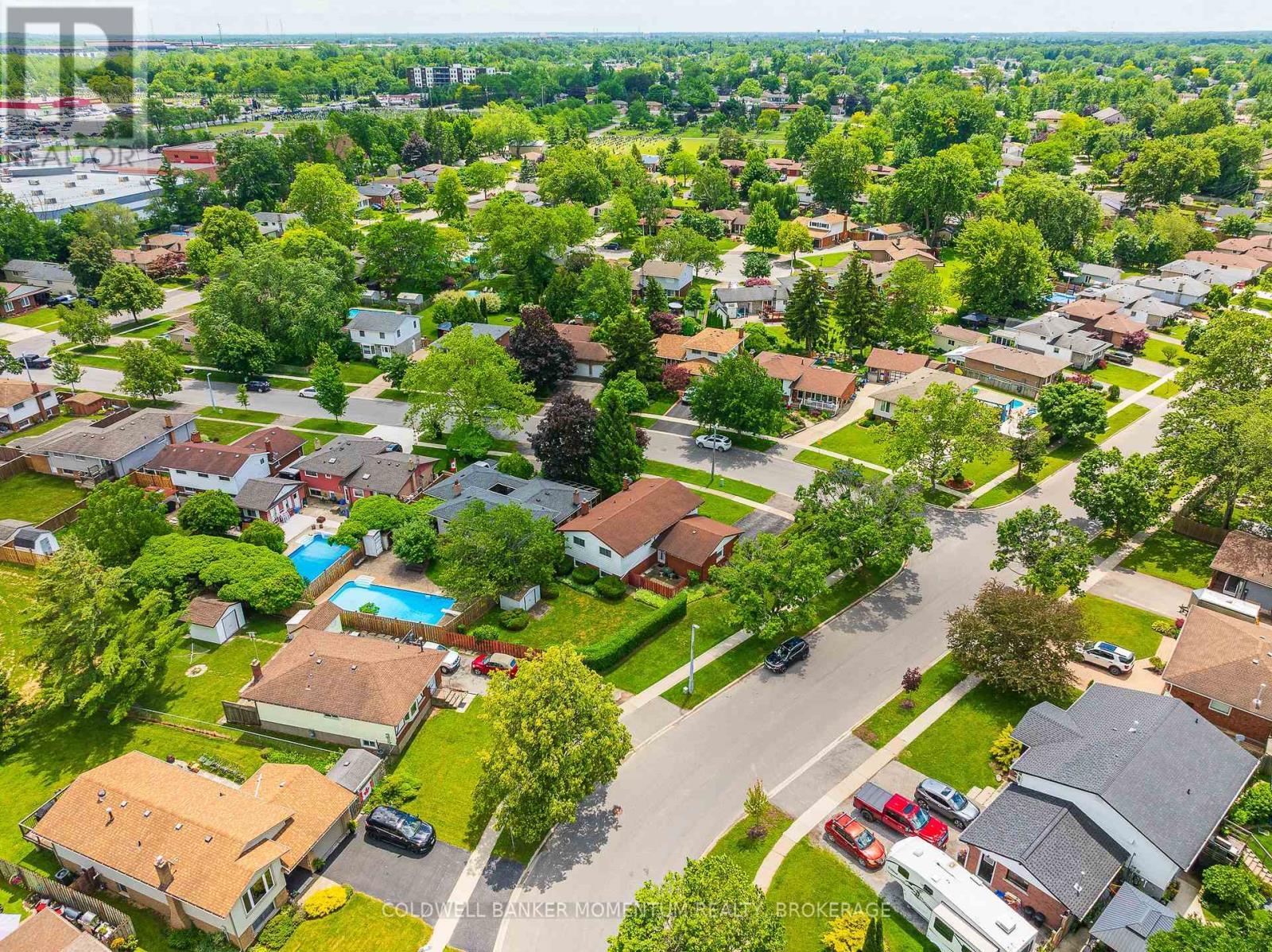 2 WYCHWOOD ROAD - 39